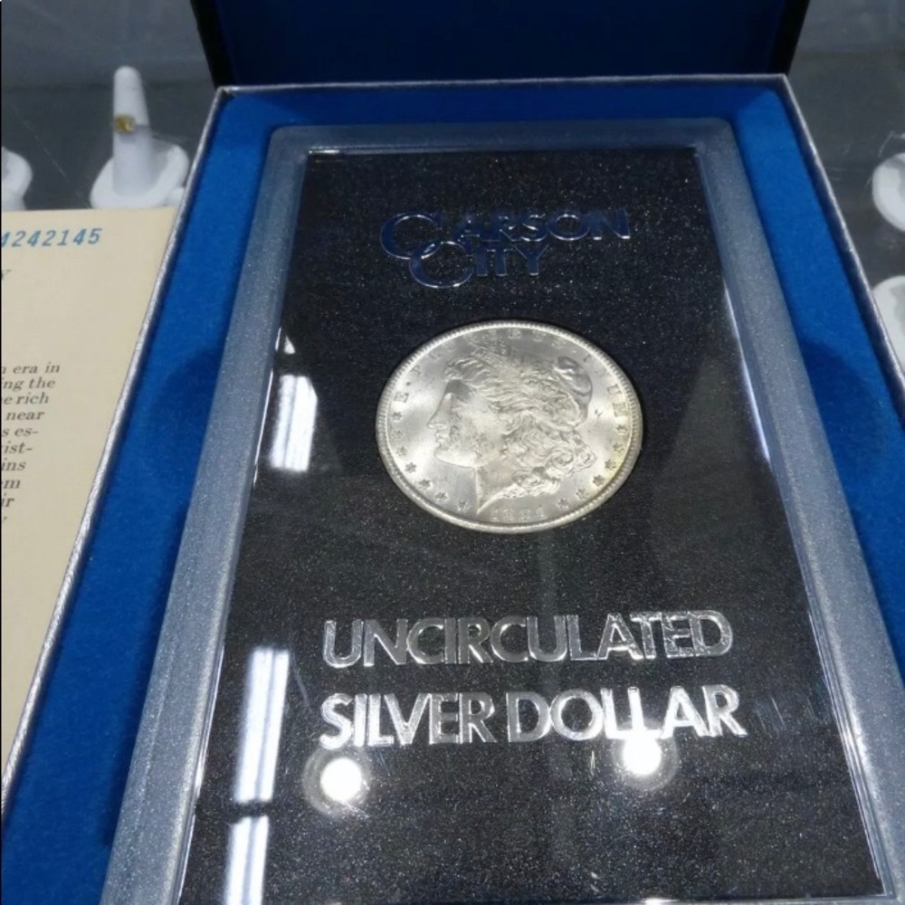 Uncirculated silver dollar carson city
